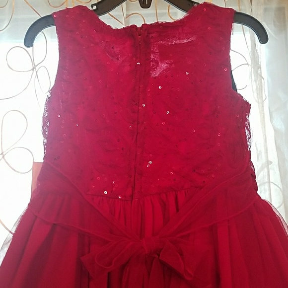 Amy's Closet Girls Dress With Sequins On Top. - Picture 3 of 7